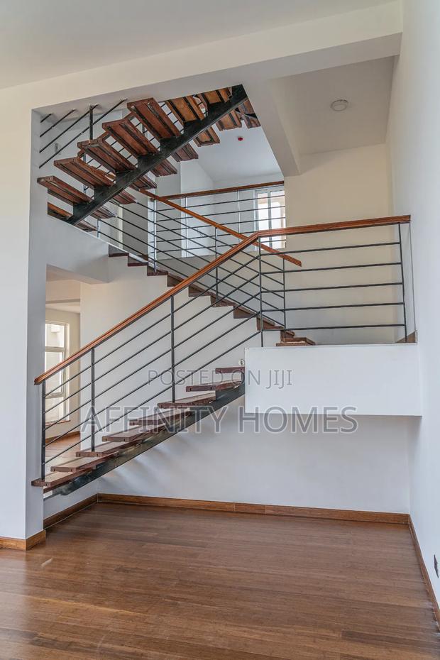 4bdrm Townhouse/Terrace in Kabasiran, Lavington for sale