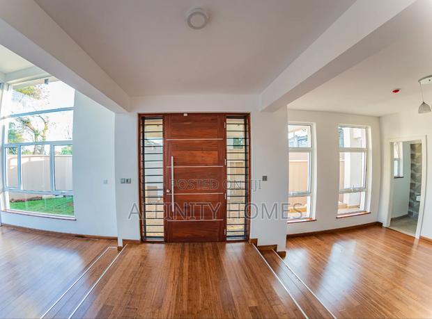 4bdrm Townhouse/Terrace in Kabasiran, Lavington for sale