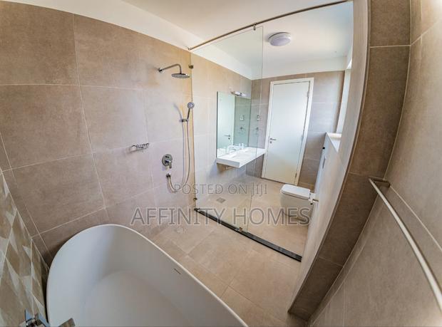 4bdrm Townhouse/Terrace in Kabasiran, Lavington for sale