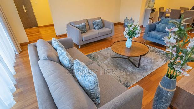 Furnished 3bdrm Apartment in Valley Arcade for sale