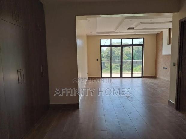 4bdrm House in Migaa Golf Estate, Riabai for sale