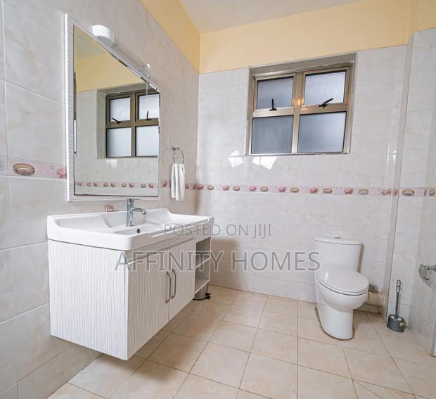 Furnished 3bdrm Apartment in Valley Arcade for sale