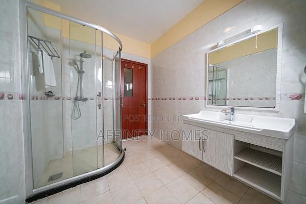 Furnished 3bdrm Apartment in Valley Arcade for sale