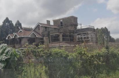 100x100 Ft Plot for Sale in Ondiri