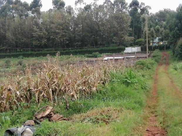 100x100 Ft Plot for Sale in Ondiri