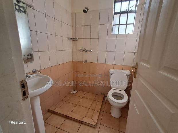 4bdrm Maisonette in Alton Court, Katani for sale
