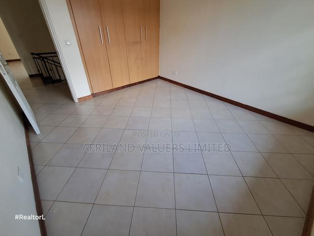 4bdrm Maisonette in Alton Court, Katani for sale