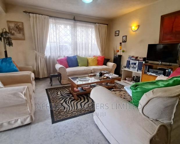 4bdrm Maisonette in Valley Arcade for sale