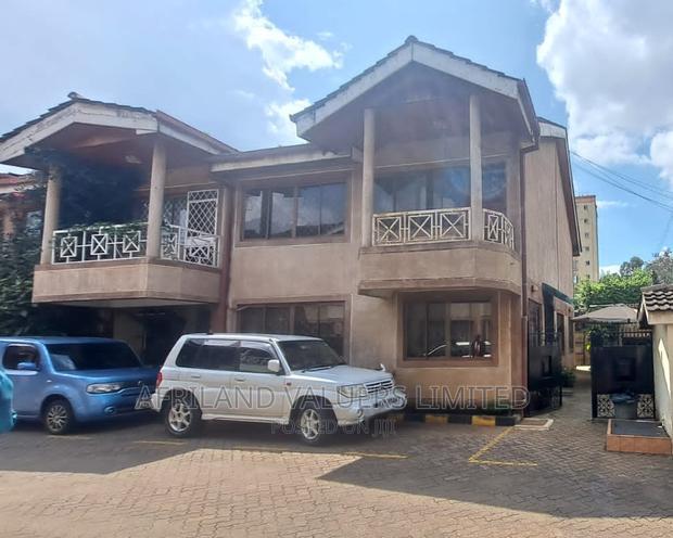 4bdrm Maisonette in Valley Arcade for sale