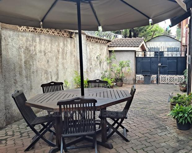 4bdrm Maisonette in Valley Arcade for sale