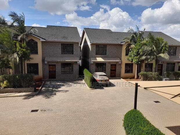 4bdrm Maisonette in Alton Court, Katani for sale