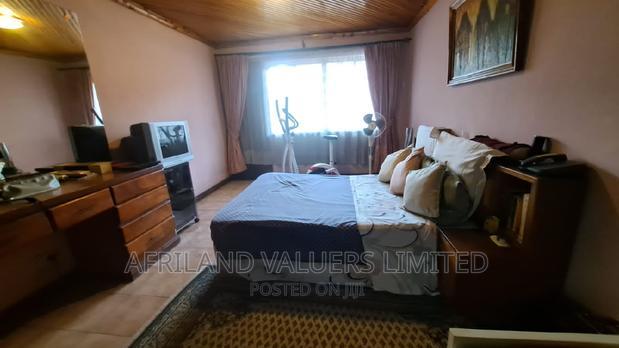 4bdrm Maisonette in Valley Arcade for sale