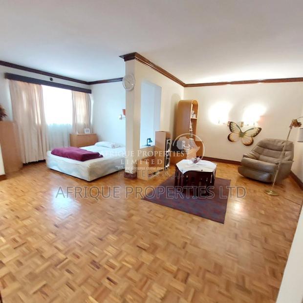 4bdrm Mansion in Runda for sale