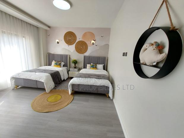 4bdrm Apartment in Parkland, Parklands/Highridge for sale