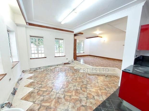 5bdrm Mansion in Runda for rent