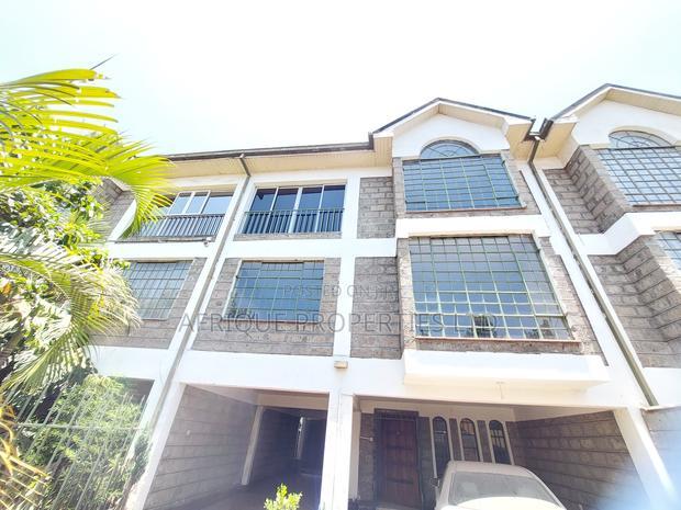 5bdrm Mansion in South B for sale