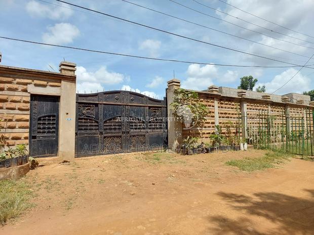 Membly Estate Prime 1/4 Acre Plot With Perimeter Wall 4 Sale