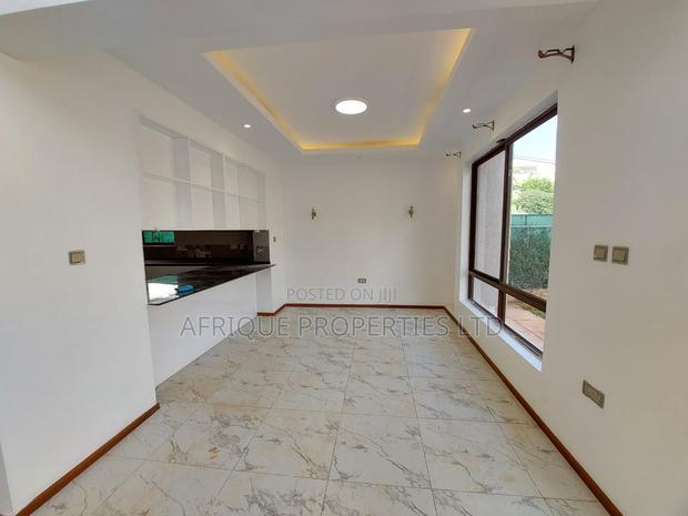 4bdrm Mansion in Runda for rent