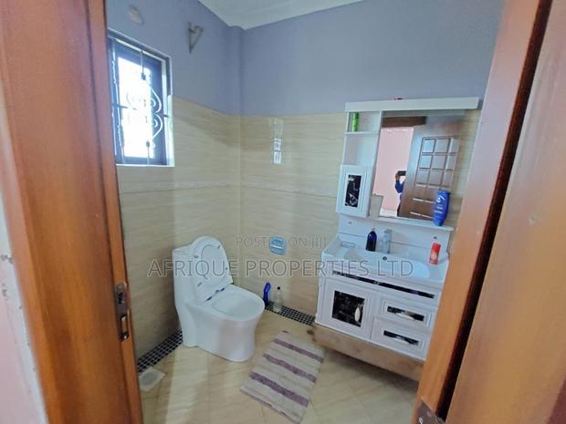 4bdrm Mansion in Naivasha for sale
