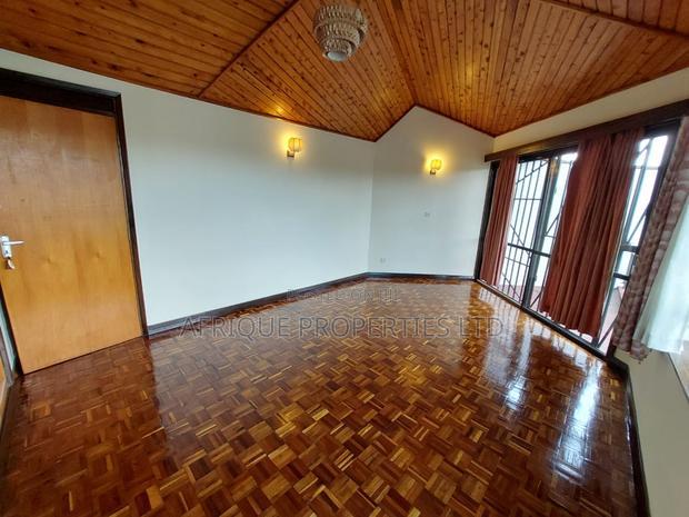 4bdrm Mansion in Runda for sale