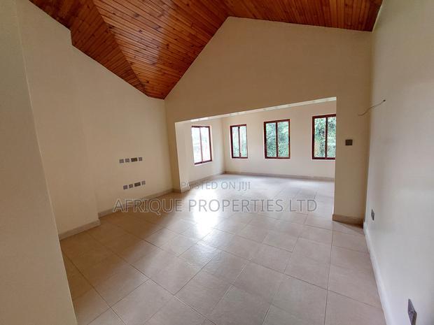 5bdrm Mansion in Kitisuru for sale