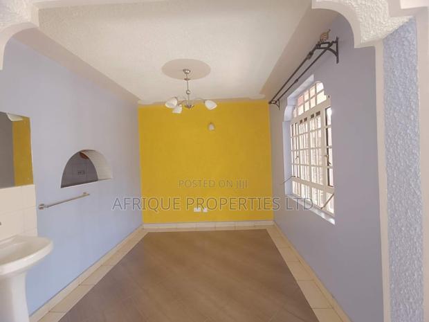 5bdrm Mansion in Membley Estate for sale