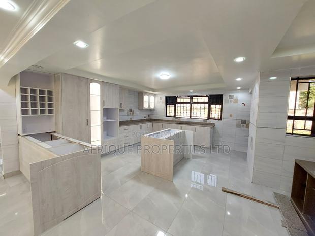 7bdrm Mansion in Ridgeway, Ridgeways for rent