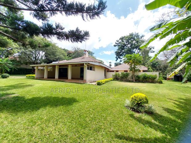 4bdrm Bungalow in Runda for rent