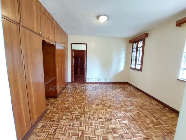 4bdrm Mansion in Runda for rent