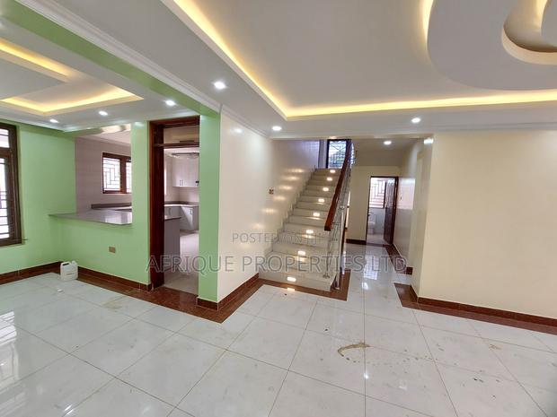 5bdrm Mansion in Thome for rent