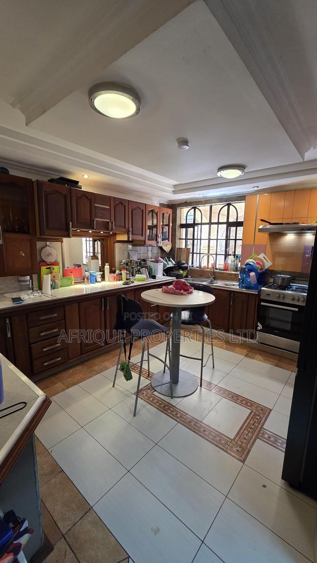 4bdrm Mansion in Kitisuru for sale