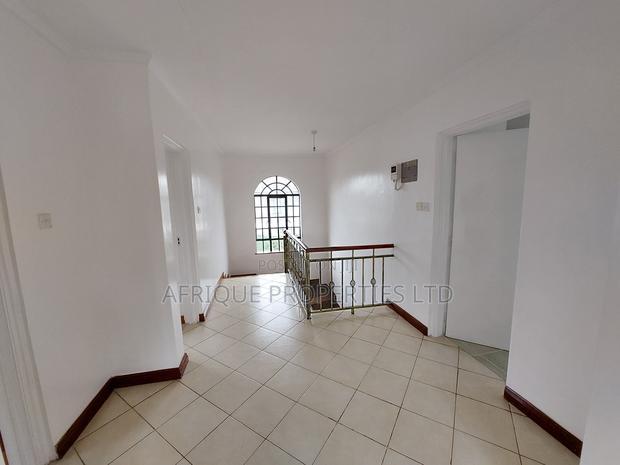 4bdrm Townhouse/Terrace in Muthaiga North for sale