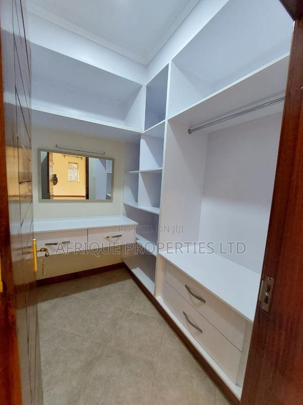 5bdrm Mansion in Runda for rent
