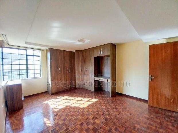 4bdrm Mansion in Kitisuru for rent