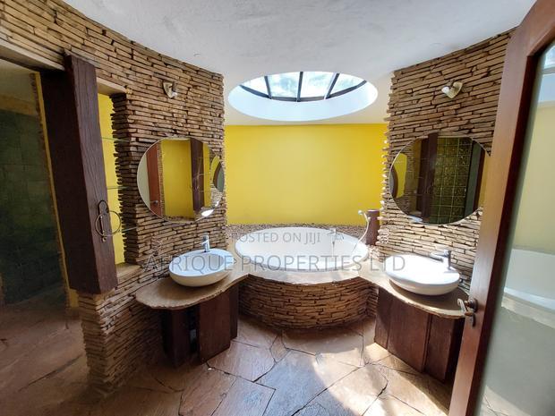 6bdrm Mansion in Runda for rent