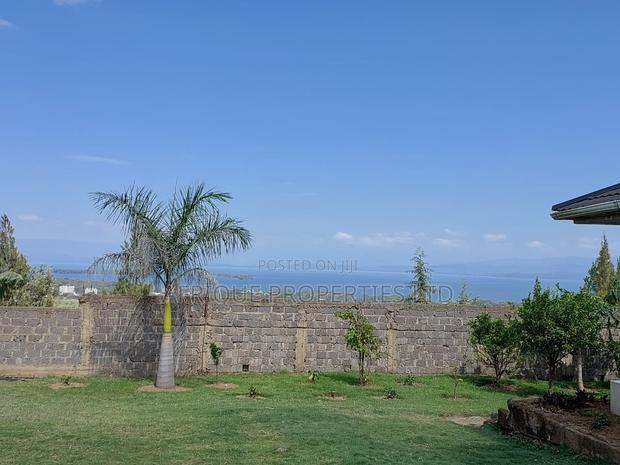 4bdrm Mansion in Naivasha for sale