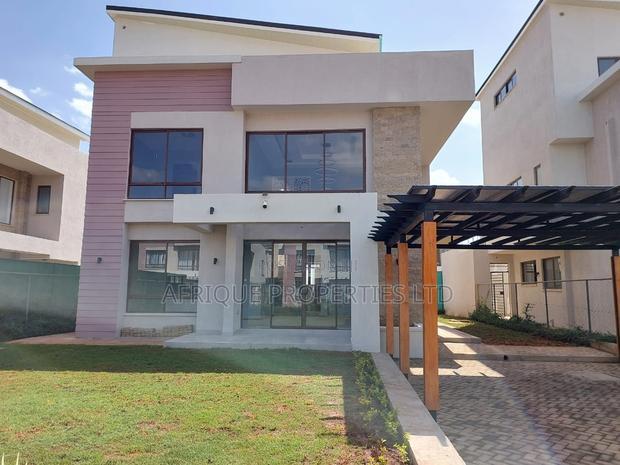 4bdrm Mansion in Runda for rent