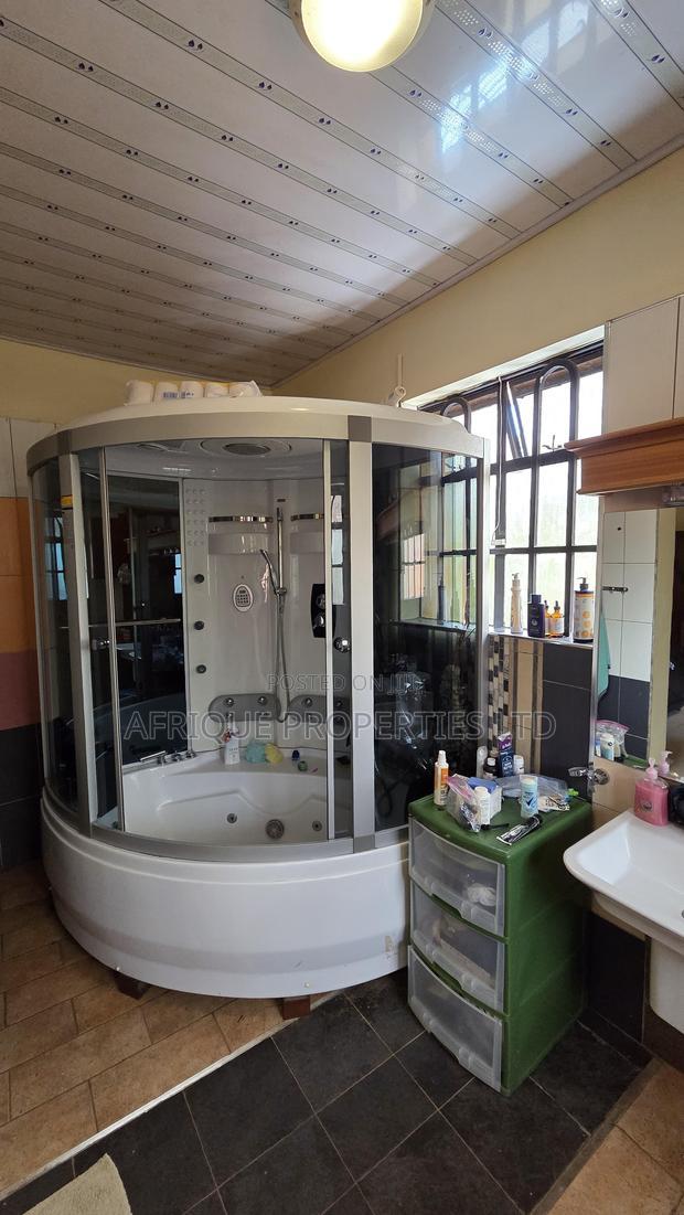 4bdrm Mansion in Kitisuru for sale