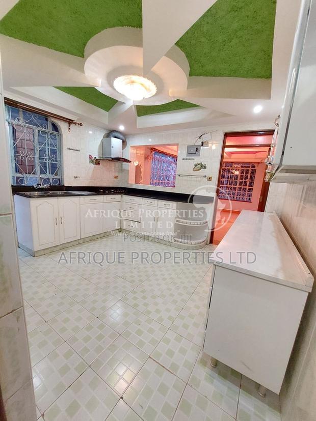 5bdrm Mansion in Thome for rent