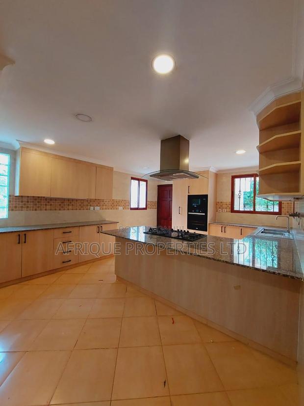5bdrm Mansion in Spring Valley for rent