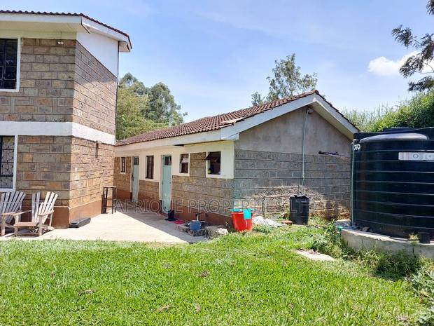 5bdrm House in Garden Estate, Thome for sale