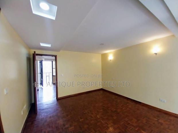 4bdrm Mansion in Kitisuru for rent