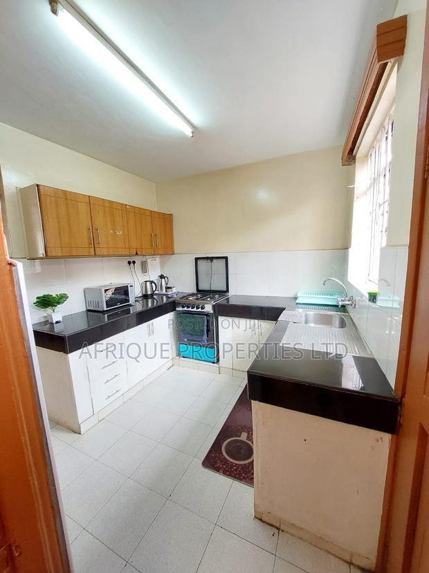 8bdrm Mansion in Donholm for sale