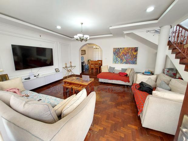 3bdrm Townhouse / Terrace in Nyari for rent