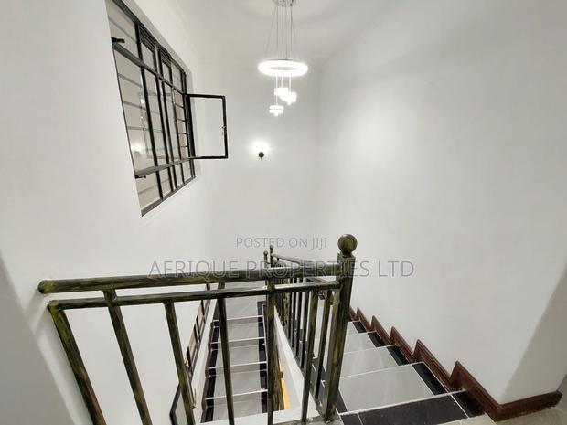 5 Bedroom Townhouse/Terrace In Rainbow, Ruiru For Sale