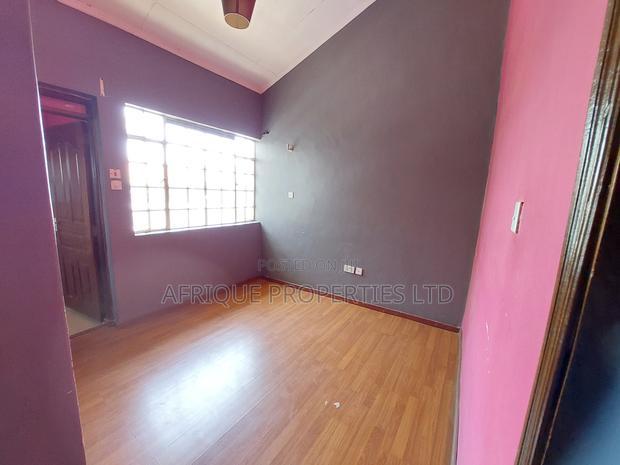 5bdrm Mansion in South B for sale