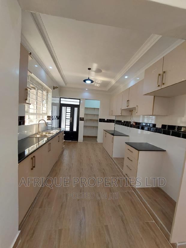 3bdrm Mansion in Ruiru for sale