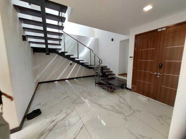 4bdrm Mansion in Peponi Road, Kitisuru for sale