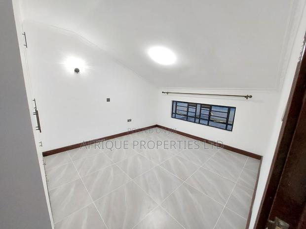 5 Bedroom Townhouse/Terrace In Rainbow, Ruiru For Sale