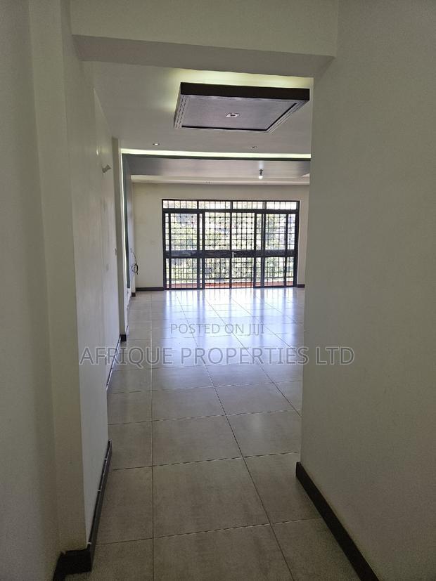 3bdrm Apartment in Parkland, Parklands/Highridge for sale